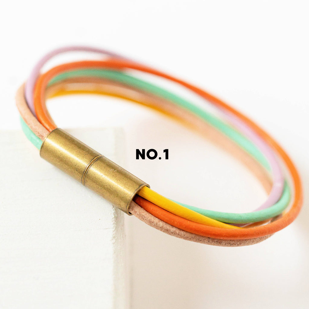Magnetic Colorful Bracelet: No.3 / 6.5"