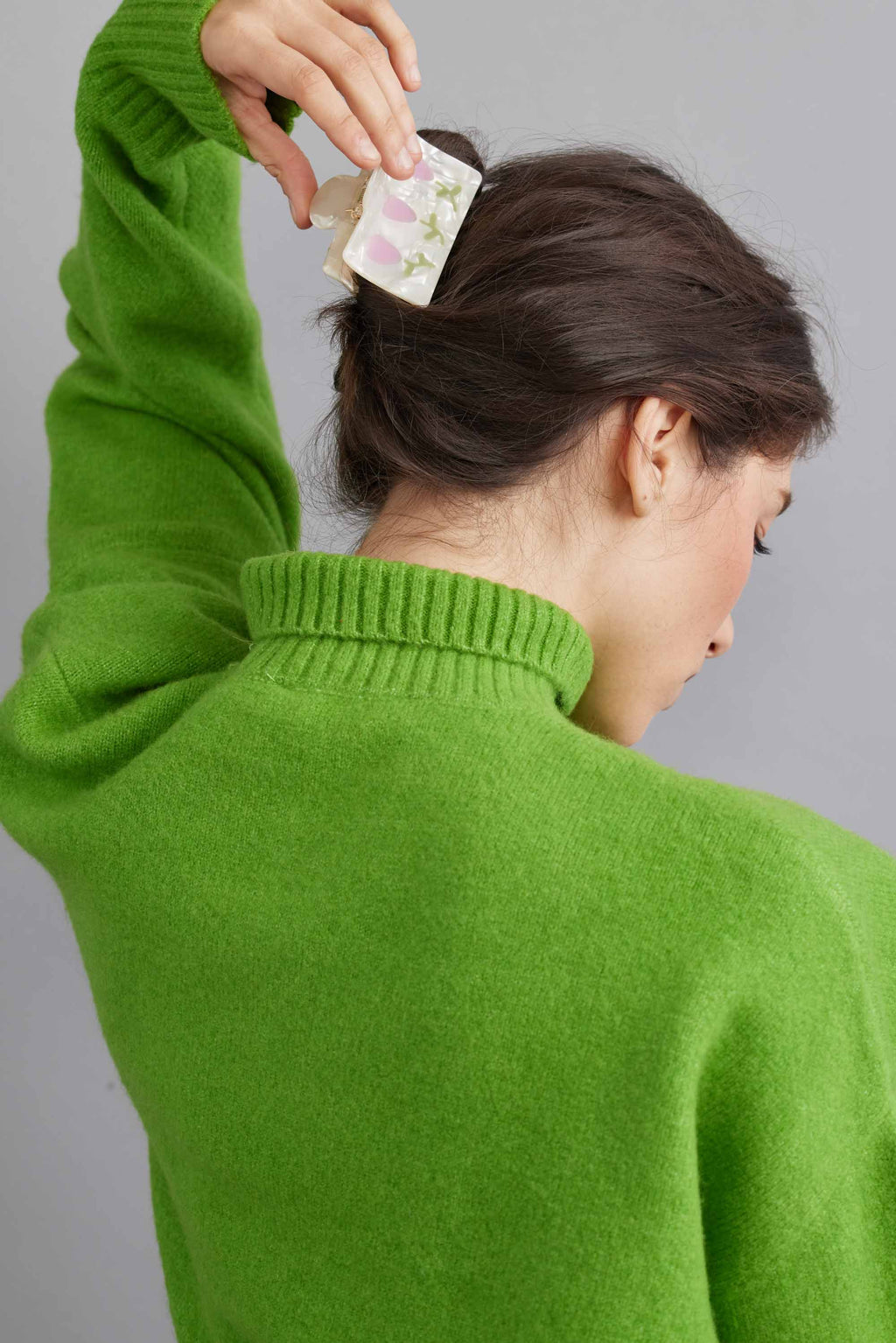 Eco Beyond the Tulip Hair Claw Clip: Vintage Tulip Red