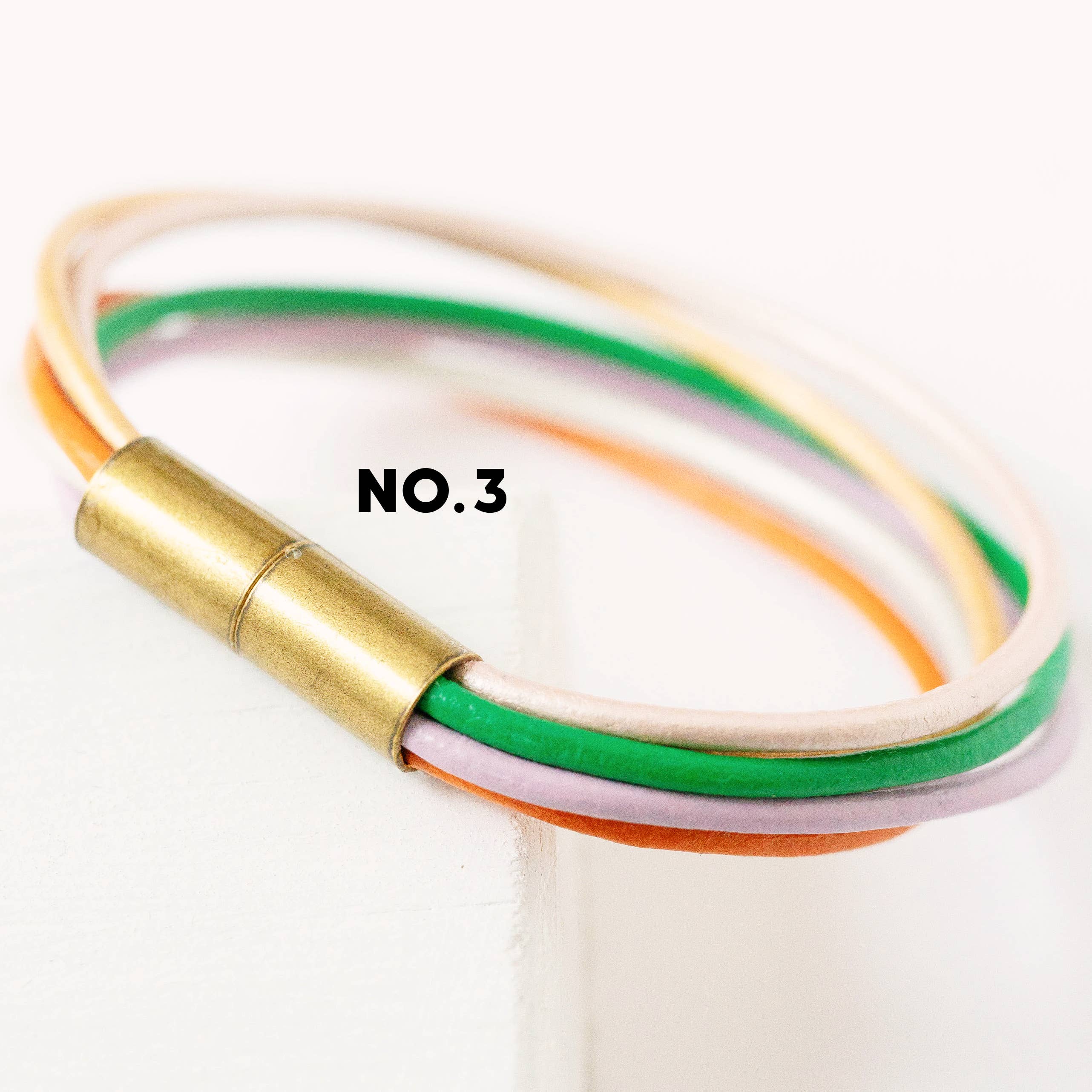 Magnetic Colorful Bracelet: No.3 / 6.5"