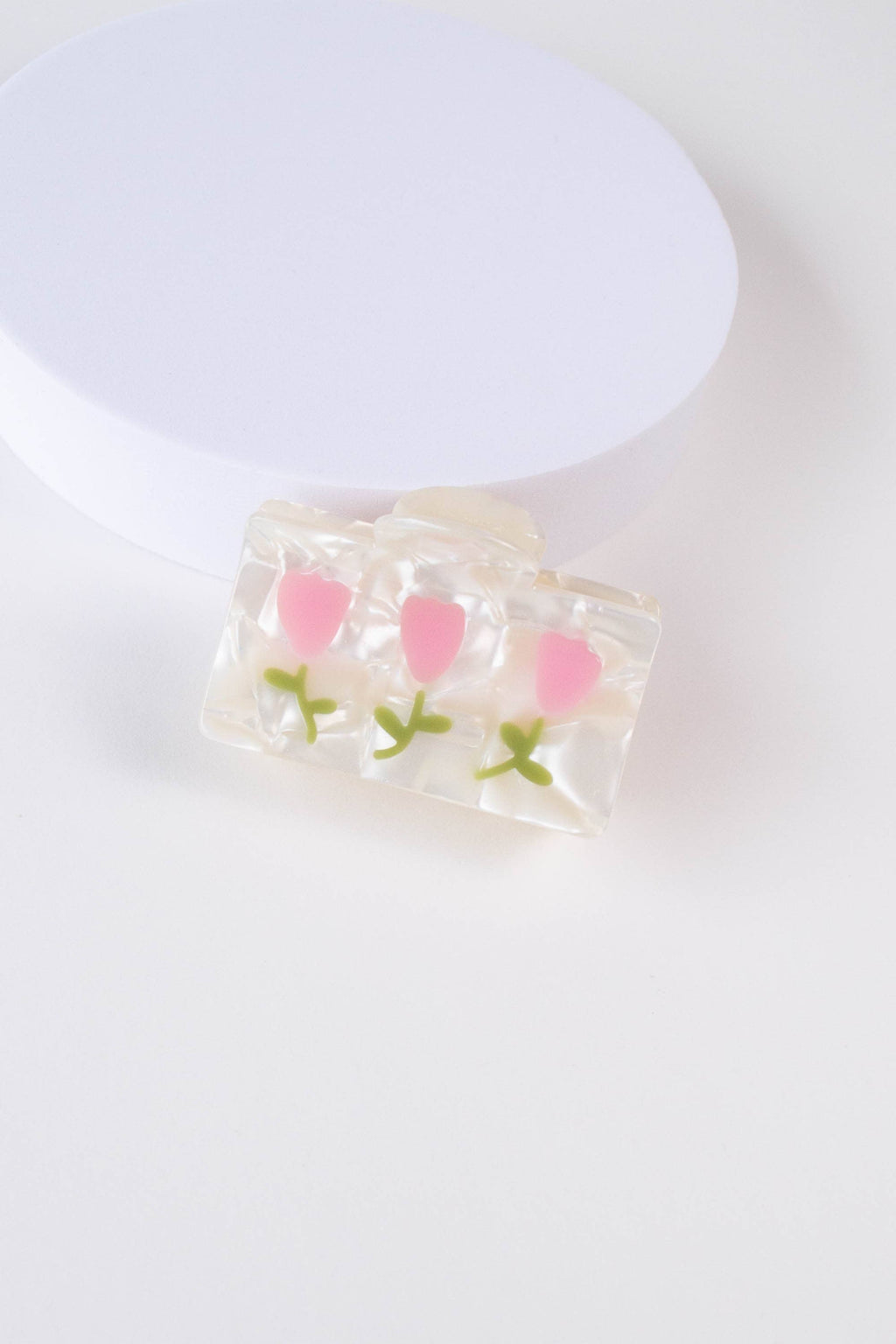 Eco Beyond the Tulip Hair Claw Clip: Vintage Tulip Red