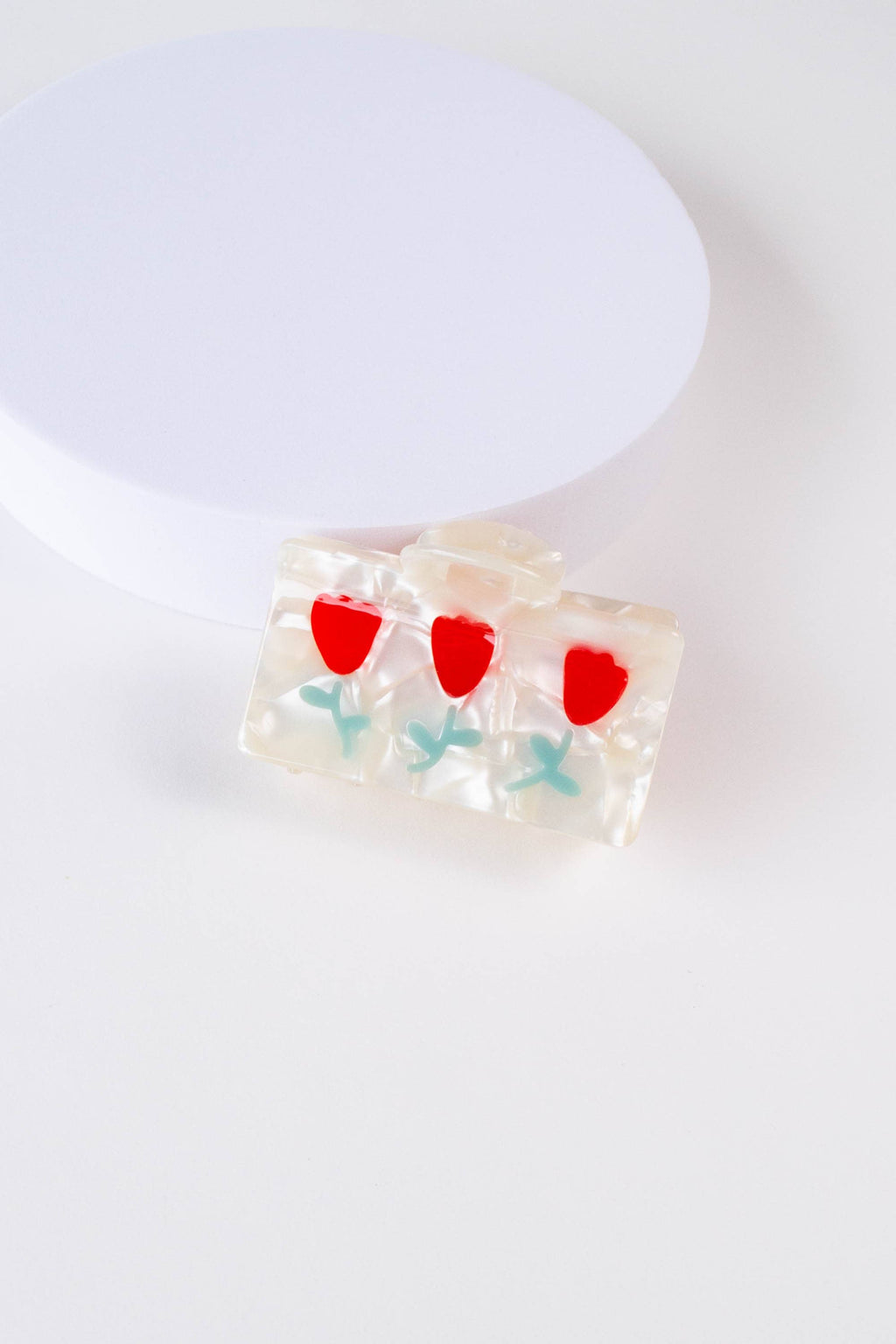 Eco Beyond the Tulip Hair Claw Clip: Vintage Tulip Red