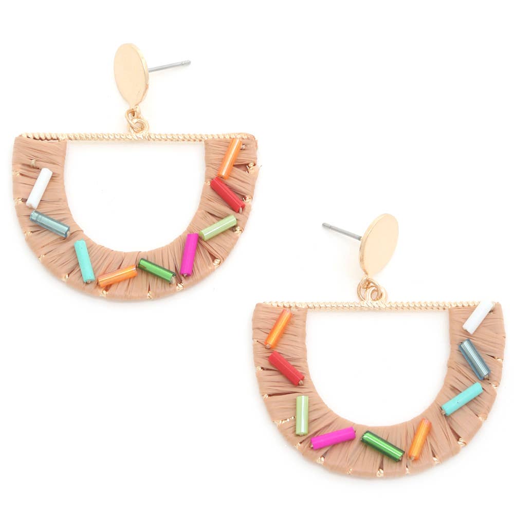 HALF CIRCLE RAFFIA WRAPPED DANGLE EARRING: DBEG