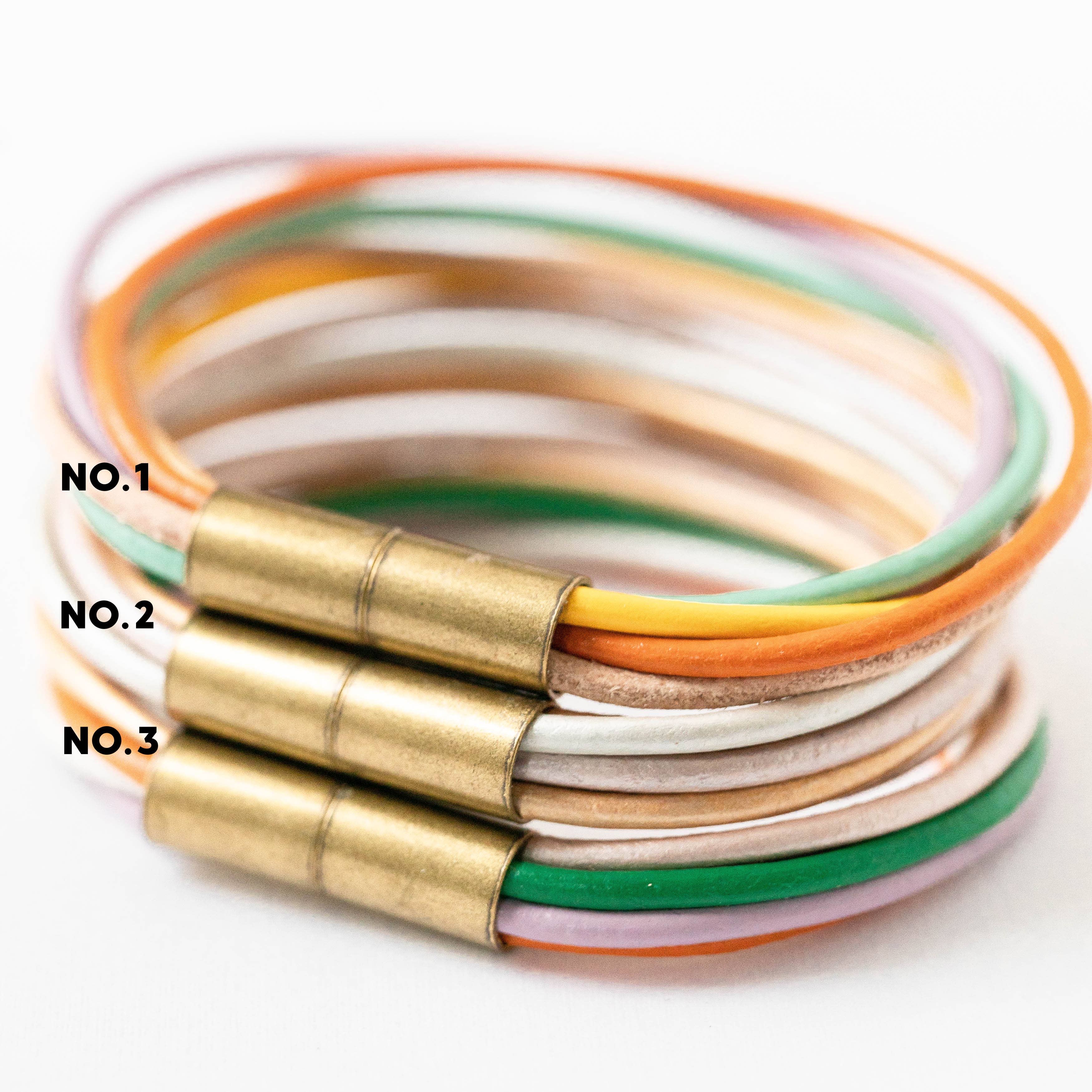 Magnetic Colorful Bracelet: No.3 / 6.5"